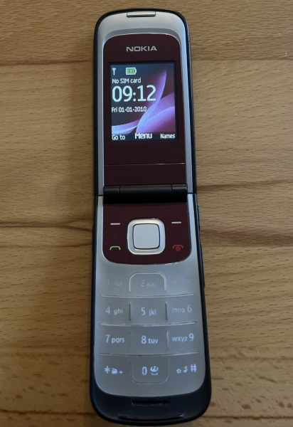 Nokia 2720 Fold Smartphone, Klapphandy, Handy, Rot