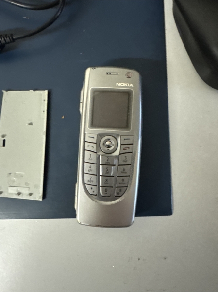 Nokia 9300 – Silber (Ohne Simlock) Smartphone