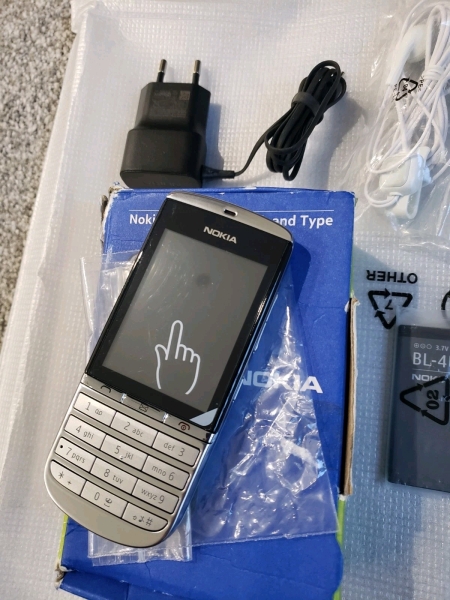 Nokia Asha 300 (Entsperrt) Smartphone Silber Weiß Selten