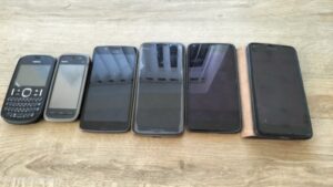 6 x Smartphones Konvolut Nokia 201 5230 Microsoft Lumia Ersatzteile