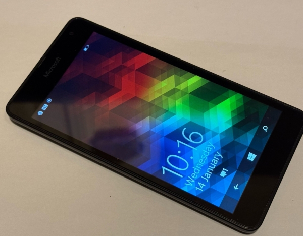 Nokia Lumia 535 RM-1089 – 8GB – schwarzes (entsperrt) Smartphone.