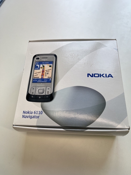 Nokia 6110 Navigator Black (Ohne Simlock) Smartphone 3G GPS 4Band Radio GUT OVP