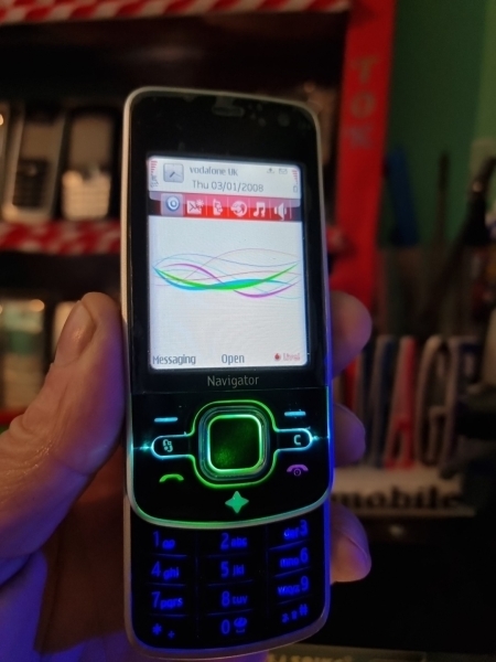 Limited Edition Nokia 6210 Navigator. Einzigartiges individuelles (entsperrt) Smartphone. Hervorragend