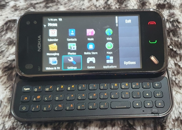 NOKIA N97 Carl Zeiss 5MP Slide Smartphone Handy QWERTY UNGETESTET