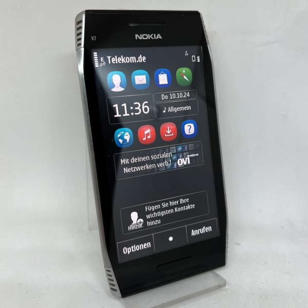 Nokia X7-00 Smartphone in der Farbe Silber (sehr guter Zustand und ohne Simlock)