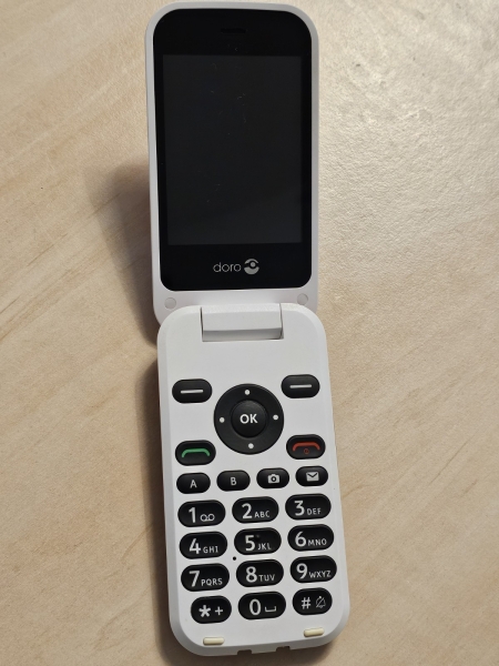 Doro PhoneEasy 6620 Handy rot, Klapp Großtasten entsperrt Smartphone OVP
