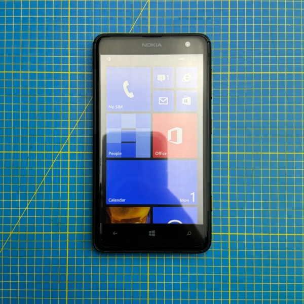 ENTSPERRT schwarz Nokia Lumia 625 (512MB) 8GB Smartphone