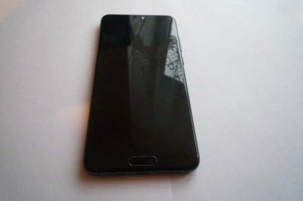 Huawei P20 EML-L29 128GB, Dual SIM, Smartphone – Schwarz 1375