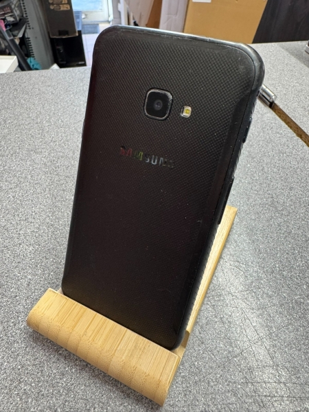 Samsung Galaxy Xcover 4 schwarz entsperrt 16GB robust Smartphone defekt