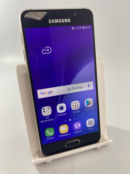 Samsung Galaxy A3 2016 Gold O2 Netzwerk 16GB 4,7″ Android Smartphone gesprungen