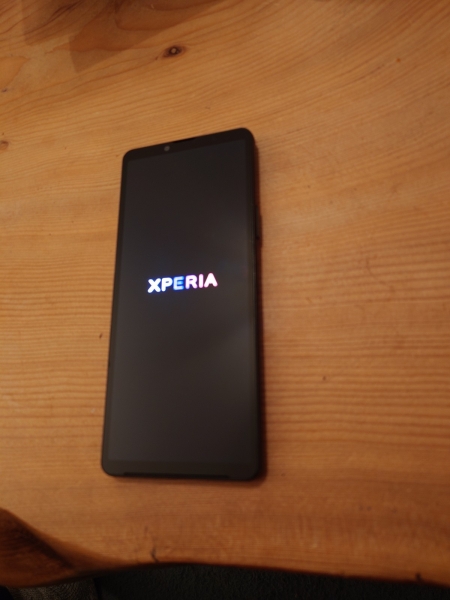 SONY XPERIA 10 VI 6,1″ Smartphone 5G OLED-Display 128GB 8GB RAM Schwarz XQ-ES54