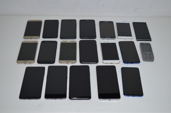 19x Smartphone / Handy Konvolut – Samsung / Apple / Sony / Huawei / Nokia / ONE