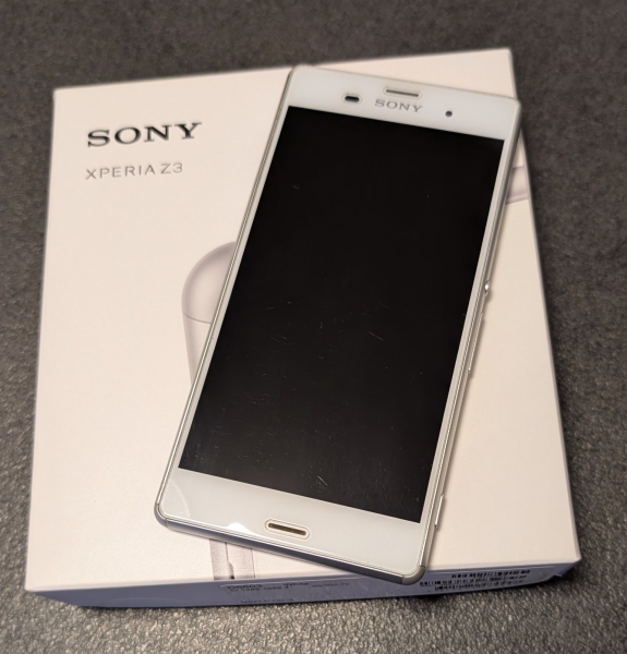 Sony Xperia Z3 – White – D6603 – 16 GB – Smartphone OVP