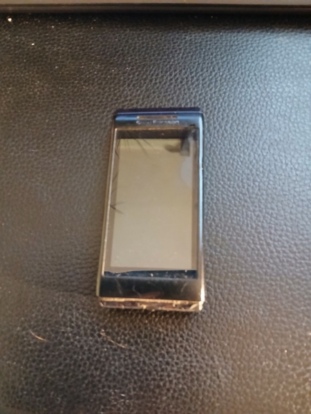 Sony Ericsson  Aino U10i – Schwarz (Ohne Simlock) Smartphone