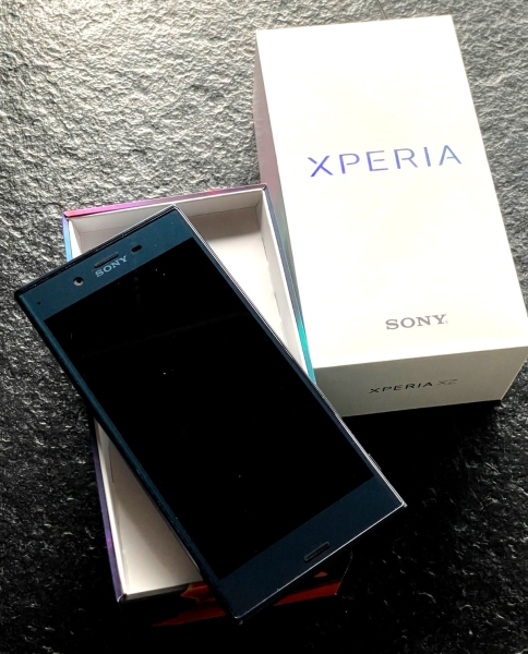 Sony Xperia XZ – F8331 Smartphone in Blau (Forest Blue) – 32GB – neuwertig