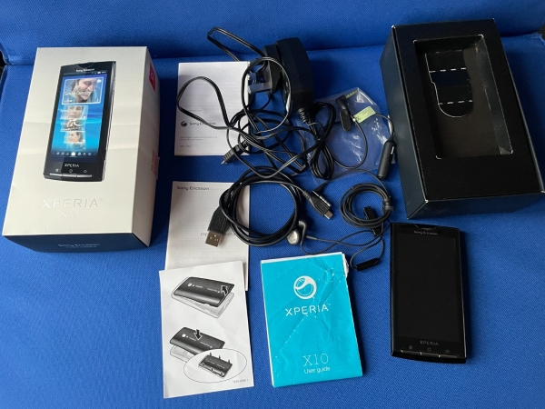Sony Ericsson Xperia X10i – Schwarz (Entsperrt) Handy Guter Zustand + Zubehör