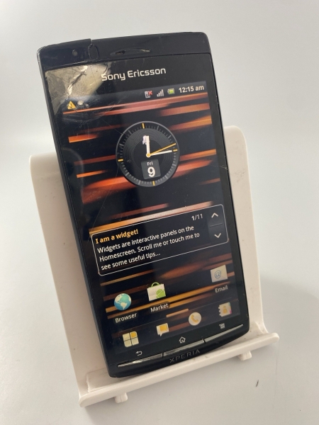 Sony Xperia Arc LT15i schwarz orange Netzwerk 512MB 4,2″ Android Smartphone gesprungen