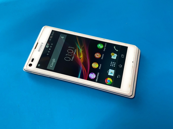 Sony XPERIA L (C2105) 8GB, weiß, entsperrt, vollständig getestet, Retro Smartphone