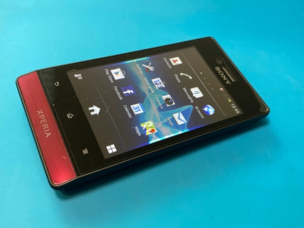 Sony Xperia Miro (ST23i) Smartphone, entsperrt, Displayschutz, top