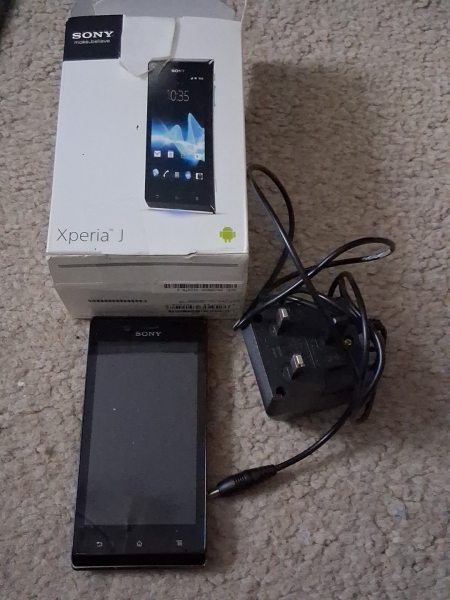 Sony Experia J Android Handy – UNGETESTET NUR ERSATZTEILE ODER REPARATUR. Schwarz