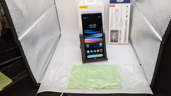 Sony Xperia 10 Smartphone 6 Zoll 64+64 GB Dual-SIM Android Schwarz I4113