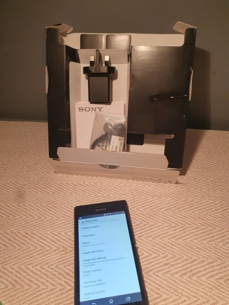 Sony Xperia M2 – D2303 – Smartphone – EE gesperrt – guter Zustand