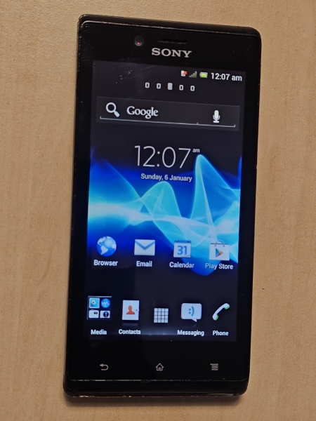 Sony XPERIA LT26I schwarz entsperrt Smartphone