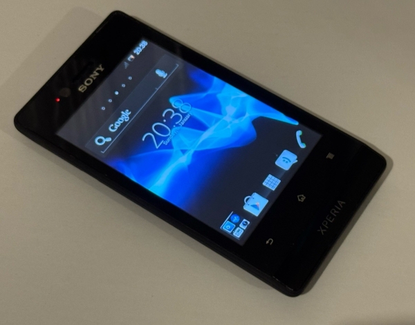 Sony Xperia Miro ST23i Smartphone (entsperrt)