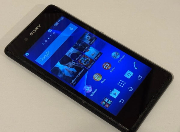 Sony Xperia E3 – D2203 – (entsperrt) Smartphone