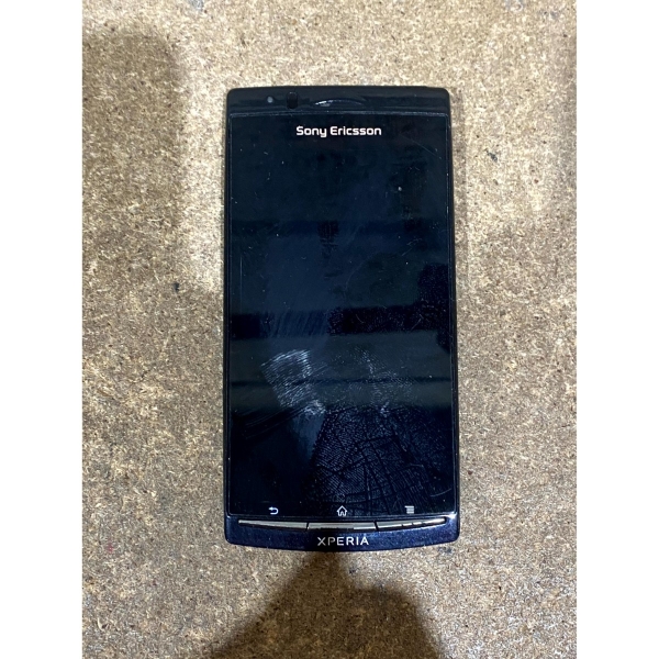 Sony Ericsson Xperia Arc S LT18i Android Smartphone schwarz 8MP 4,2″ Display 1GB