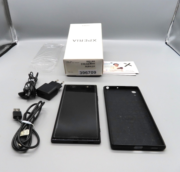 #SE4744# Sony Xperia ultra XA1 G3221 32GB Schwarz Smartphone in OVP *getestet