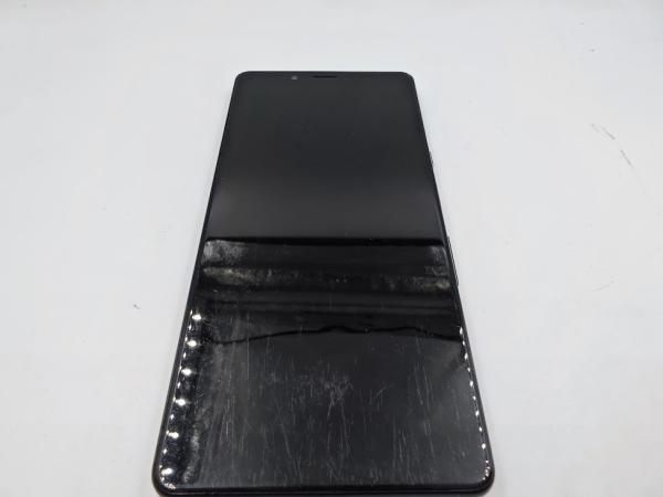 Sony Xperia L3, 32/3GB RAM, Schwarz, Smartphone – Aktiv, Hat Kratzer Und Marks