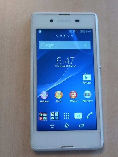 Sony Xperia E3 D2203 Tesco/02 weiß 2GB Smartphone