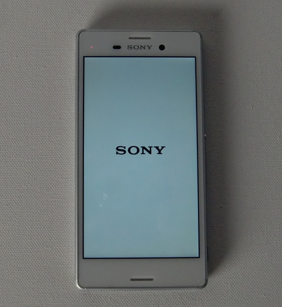 Handy / Smartphone: Sony  Xperia M4 weiß *defekt* – Display OK