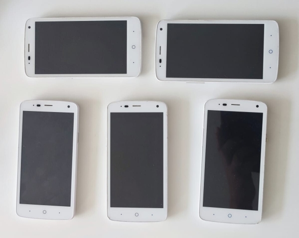 5x ZTE Blade C370 NOS NOVU Smartphones Handy RESTPOSTEN ungetestet Speer oder Reparatur