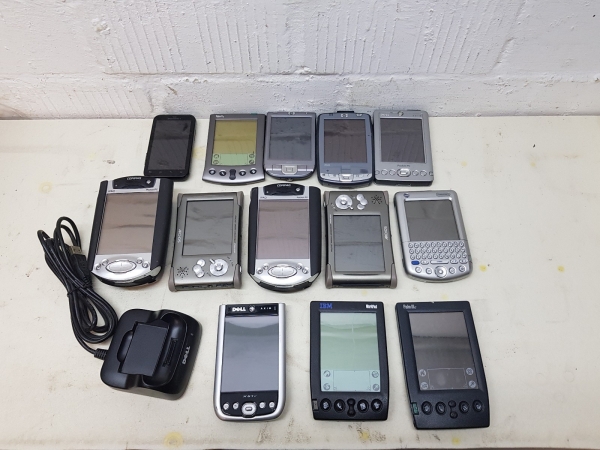 13x Stück Pocket PC PDA Handy Smartphone Dell IBM 90er Nostalgie Konvolut