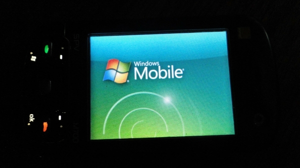 Seltenes HTC P3600 (HTC Trinity 100) entsperrtes Smartphone + 8GB Mini SD mit GPS Karten