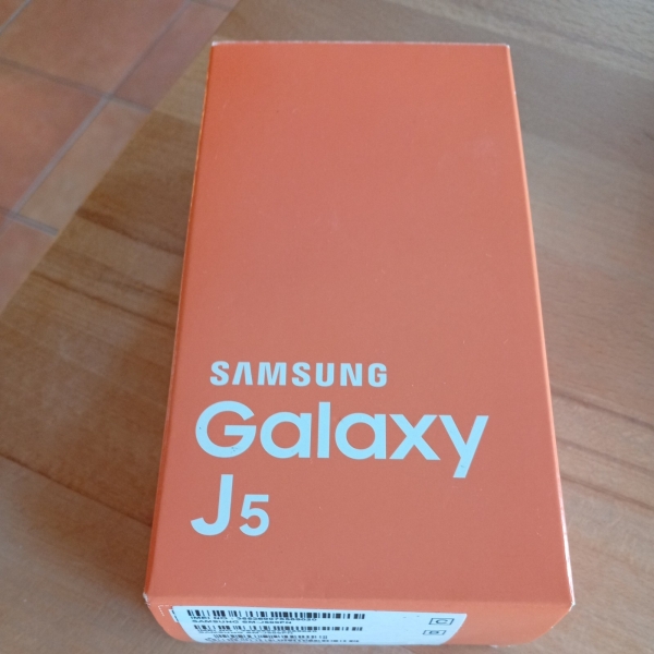 Samsung Galaxy J5 SM-J500FN Gold Smartphone 2017 Ohne Simlock Android Smartphone