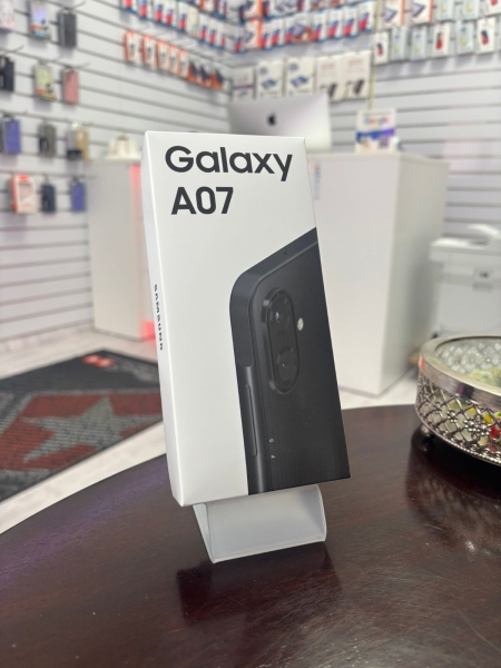 Samsung A7 2025 128 GB Schwarz Dual SIM Smartphone