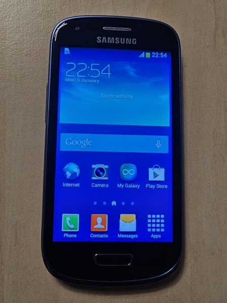 Samsung Galaxy Slll mini blau 8GB T.Mobile EE Smartphone GT-I8200n