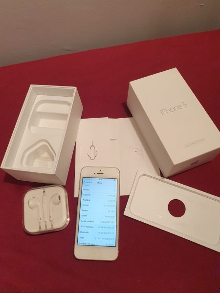 Apple iPhone 5 64GB – EE – Weiß und Silber – Original Kopfhörer