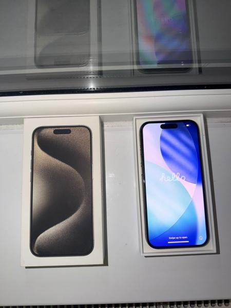 Apple iPhone 15 Pro 128GB Natural Titanium entsperrt Smartphone OVP
