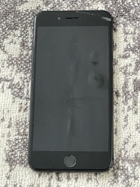 iPhone 7 Plus (Modell A1784) schwarz für Ersatzteile oder Reparatur