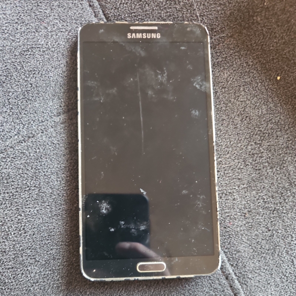 Samsung Galaxy Note N7000 schwarz 16GB 5,3″ 8MP Android Smartphone defekt