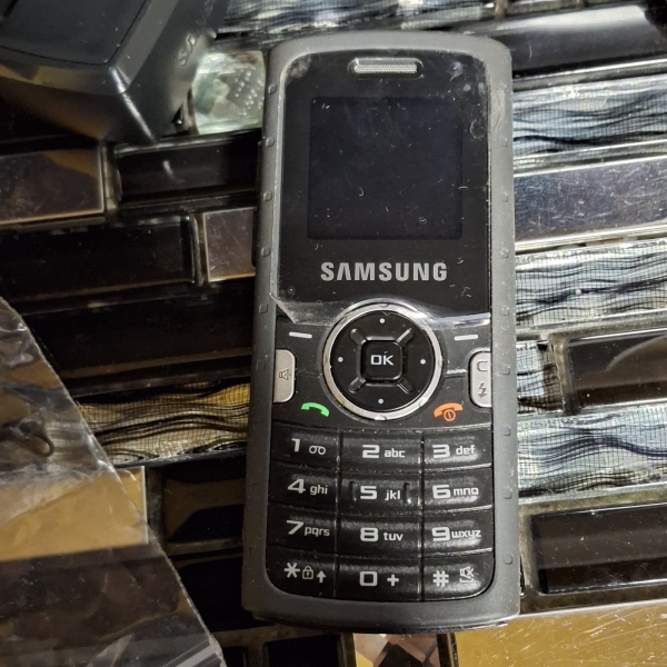 Samsung SGH-M110 Smartphone, SIMLOCK-frei, Voll Funktionsfähig