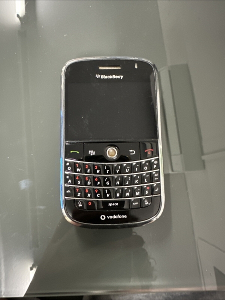 BlackBerry Bold 9000 – 1 GB – Smartphone schwarz (Vodafone)