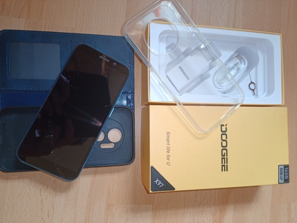 Smartphone  Doogee X97