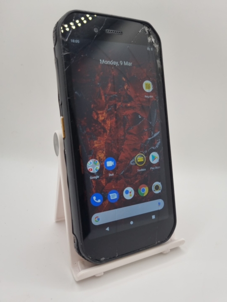 CAT S42 schwarz entsperrt Dual Sim 32GB 3GB 5,5″ robust Android Smartphone gesprungen