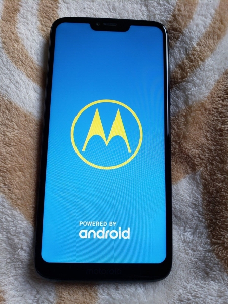 Entsperrtes Motorola G7 Power (64GB) schwarz Smartphone