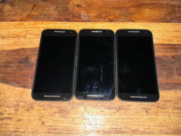 Restposten 3 x Motorola Moto G 3. Gen 8GB Schwarz Android Smartphones